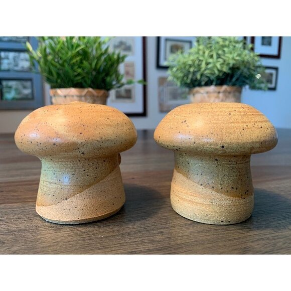 Mushroom Salt Pepper Shakers Signed Vintage Shades Brown Cork Stopper - Picture 1 of 8
